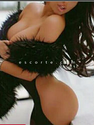 Escorts Cherbourg-Octeville, France Monica