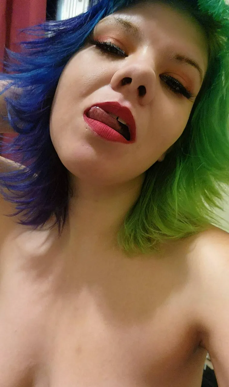 Escorts Winnipeg, Manitoba Fiona