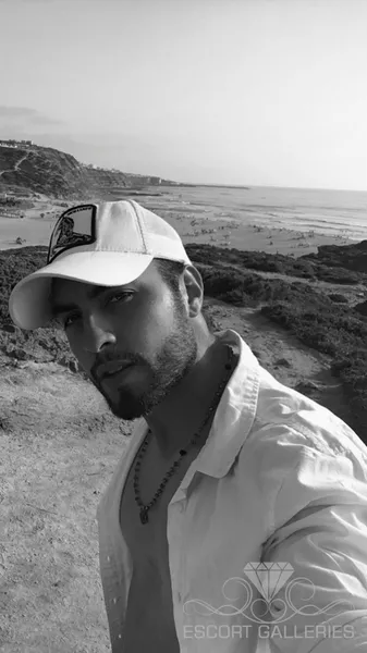 Escorts Bielefeld, Germany Dann