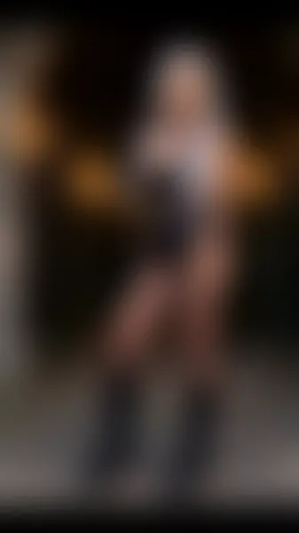 Escorts Leicester, England Trans laidy boy only top dominatrix Queen incall outtcall