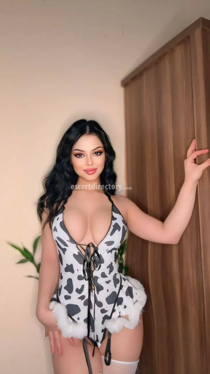 Escorts Dubai, United Arab Emirates Roro