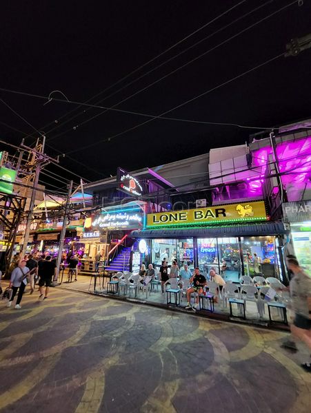 Beer Bar / Go-Go Bar Patong, Thailand Lone Bar