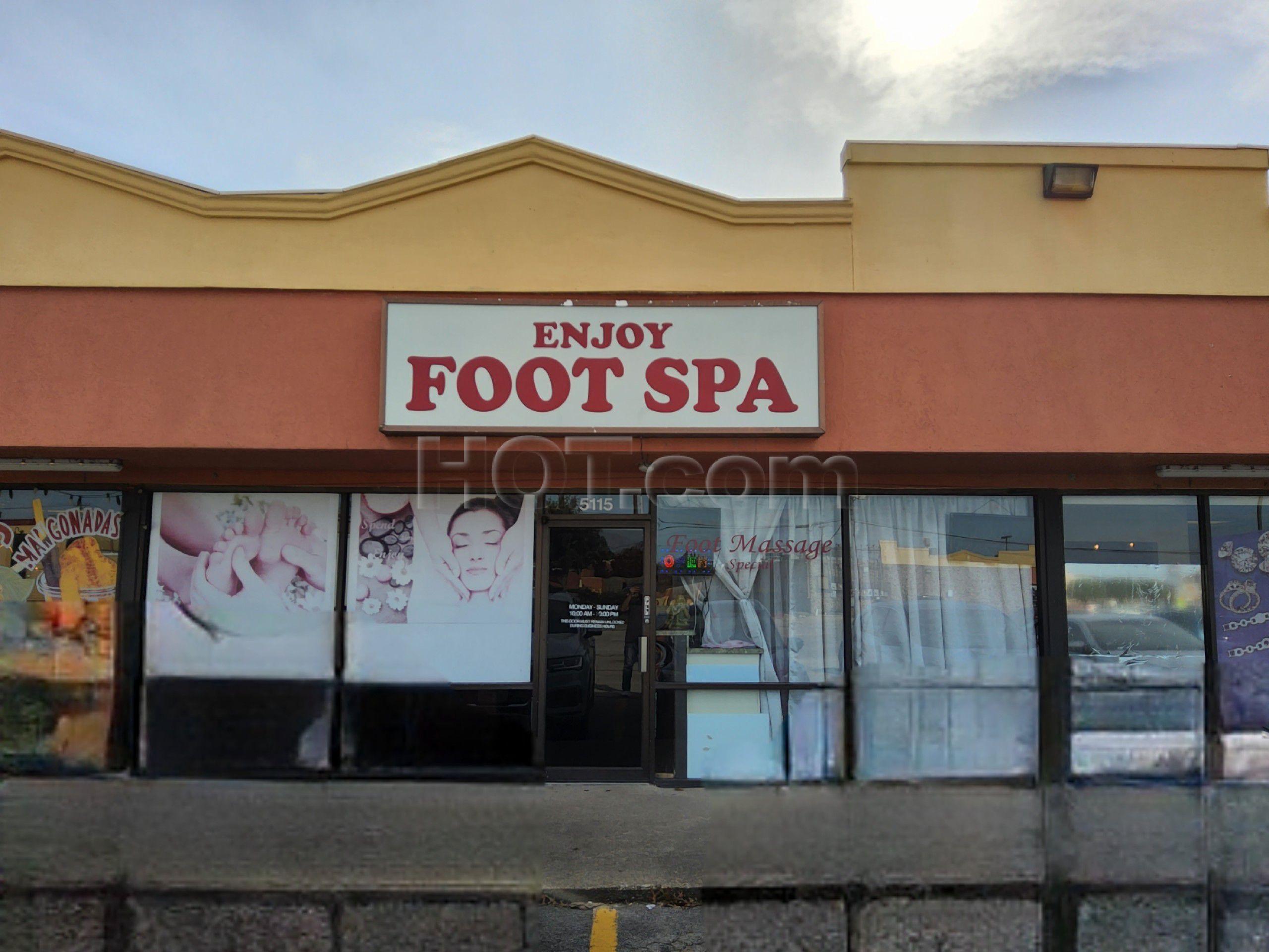 Rowlett, Texas Enjoy Foot Spa