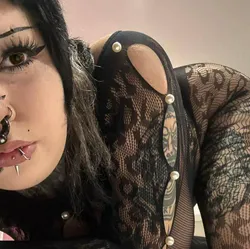 Escorts Kitchener, Ontario Bunny | BIG TITTY GOTH GF