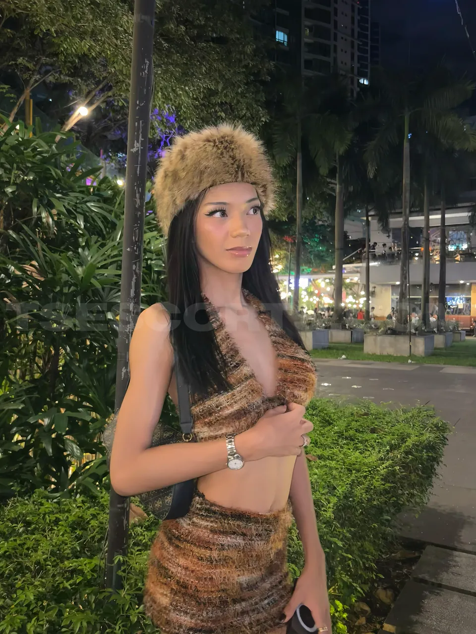 Escorts Mandaluyong City, Philippines Ley