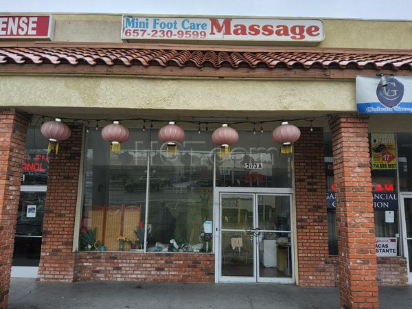 Massage Parlors Anaheim, California Mini Foot Care Massage