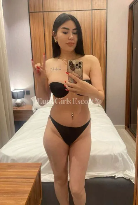 Escorts Riyadh, Saudi Arabia Andi