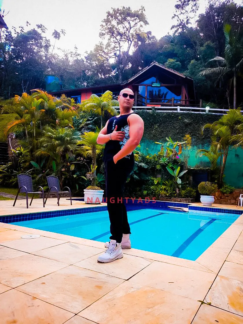 Escorts Gold Coast, Australia Maverick