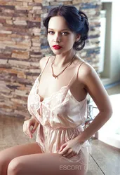 Escorts Amsterdam, Netherlands Mia