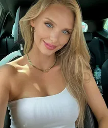 Escorts Paris, France MADEZ