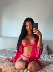 Escorts Vancouver, British Columbia Kamila