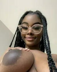 Escorts St. Albert, Alberta Toyin