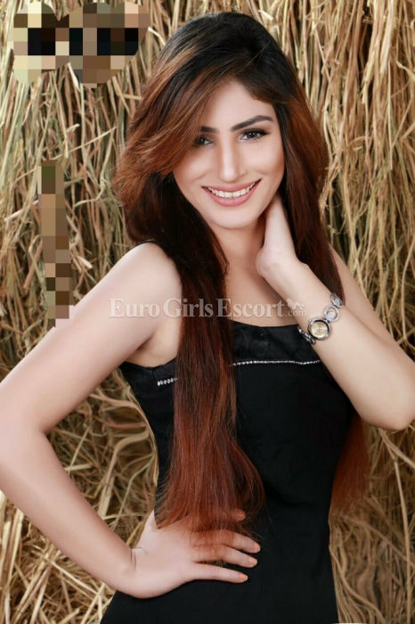 Escorts Abu Dhabi, United Arab Emirates Taniya Indian Model