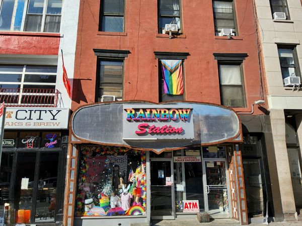 Sex Shops Manhattan, New York Rainbow Station