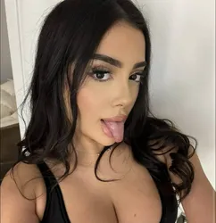 Escorts Niagara Falls, Ontario Maria