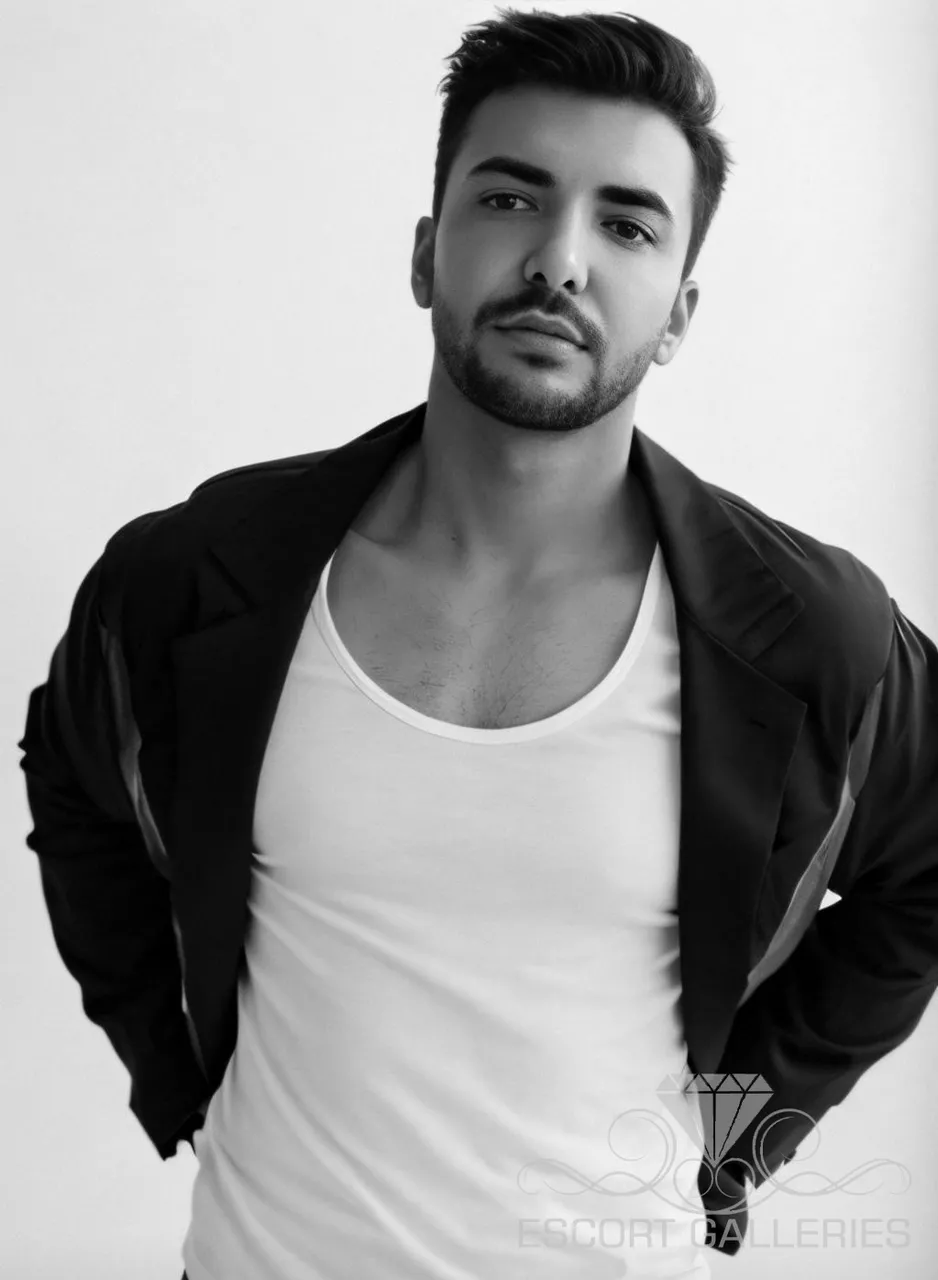 Escorts Amsterdam, Netherlands Amsterdam male escort