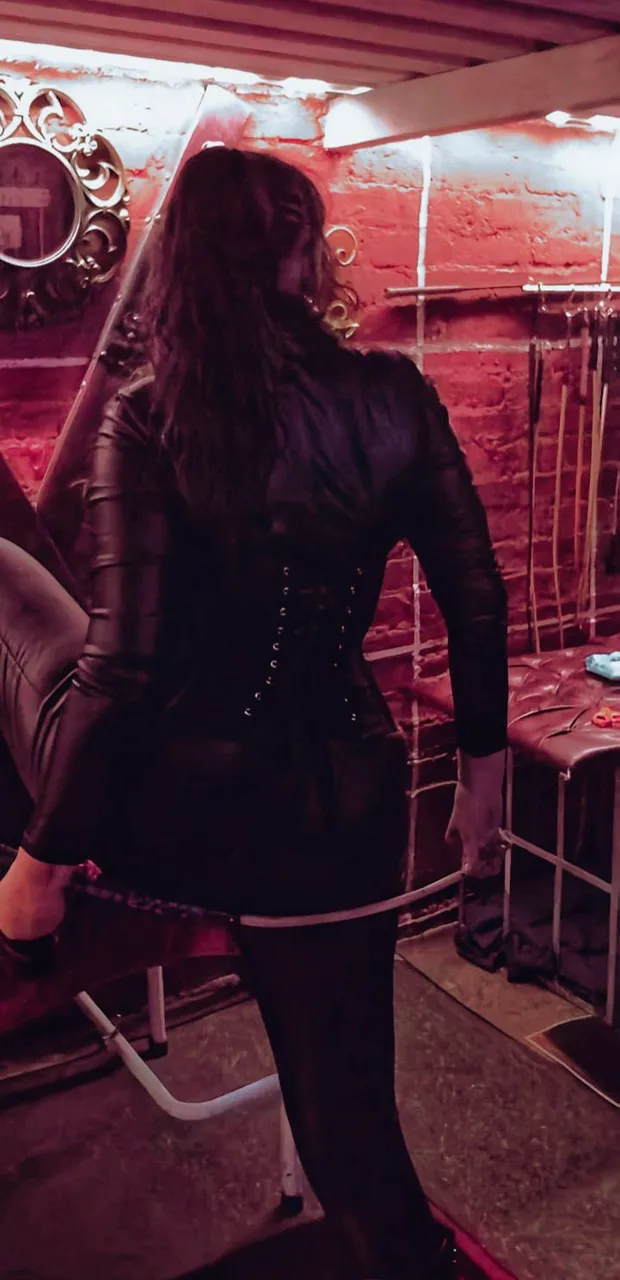 Escorts Johannesburg, South Africa Femdom & bdsm sessions Miss Gail