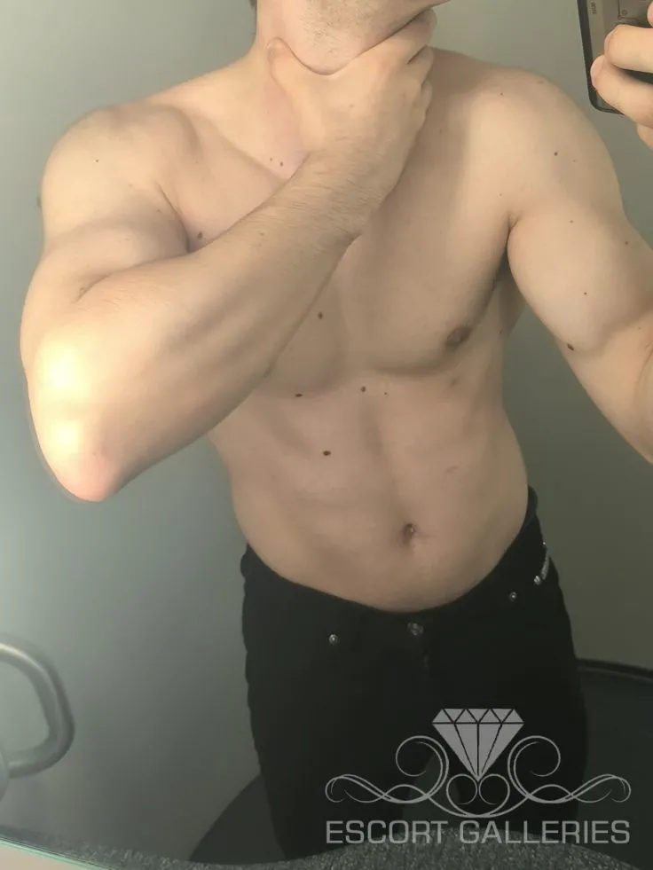 Escorts Aachen, Germany Nefollin