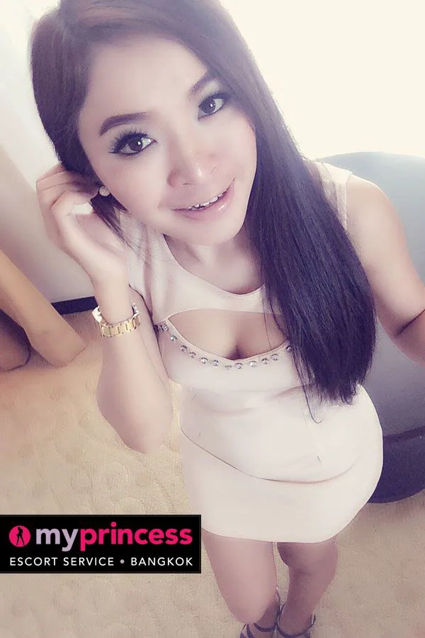 Escorts Bangkok, Thailand Full Service Deluxe Escort Venus GFE Massage Sex Toys