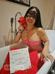 Escorts Edmonton, Alberta Maylee Tang