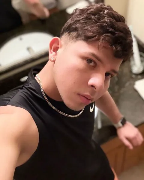 Escorts Chicago, Illinois FranchescoFerrer