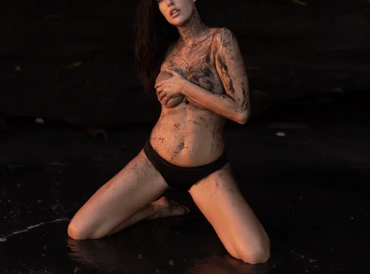 Escorts Singapore, Singapore Horny European Escort Serena Very Enjoyable Experience