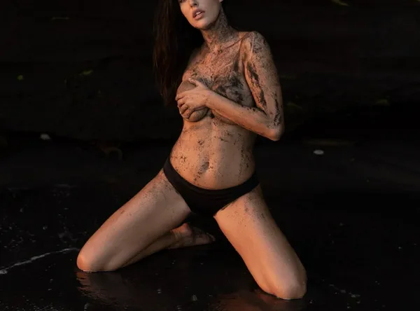 Escorts Singapore, Singapore Horny European Escort Serena Very Enjoyable Experience