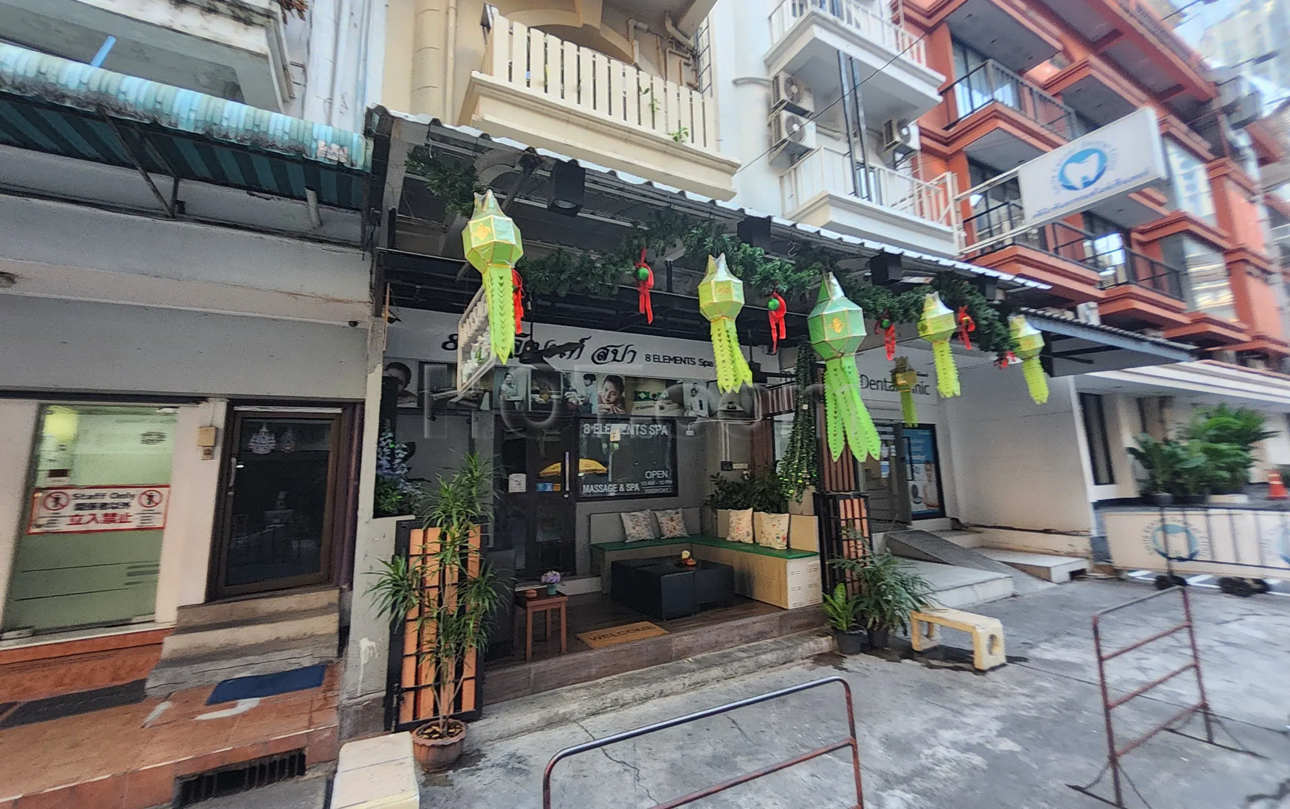 Bangkok, Thailand 8 Elements Spa Massage