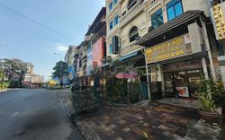 Phnom Penh, Cambodia Spring Massage