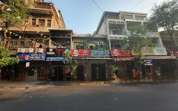 Beer Bar / Go-Go Bar Phnom Penh, Cambodia New Barbados