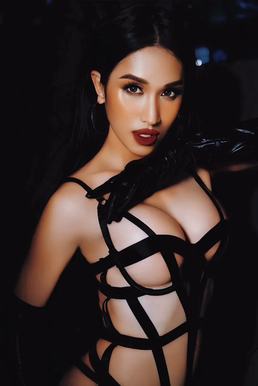 Escorts Honolulu, Hawaii Kendal