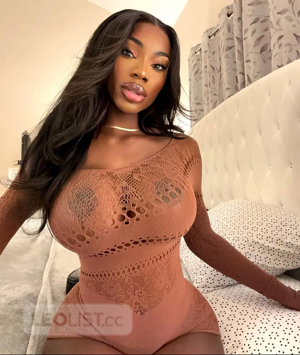 Escorts Oakville, Ontario Cassandra Ebony Barbie Doll Party Friendly-New In Oakville -