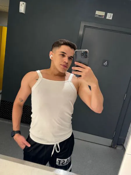 Escorts Seattle, Washington HenriLeone