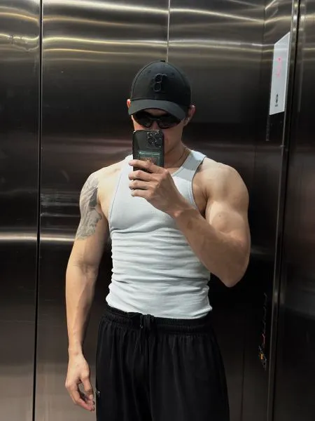 Escorts Monterrey, Mexico EdgyFitBttm
