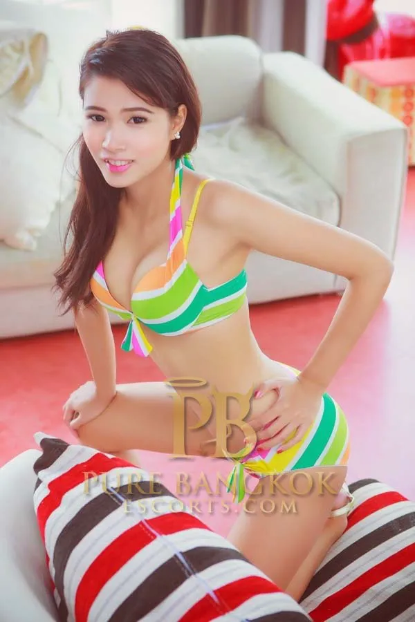 Escorts Bangkok, Thailand Gorgeous Lady Escort Nelly Blowjob Rimming Sex Toy Play