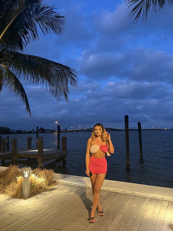 Escorts Houston, Texas chanelsoclassy