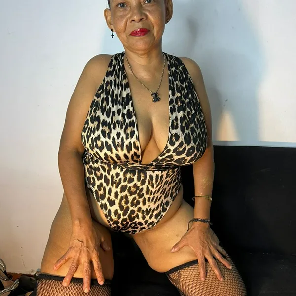 Cam Sites chiquimaturesexy