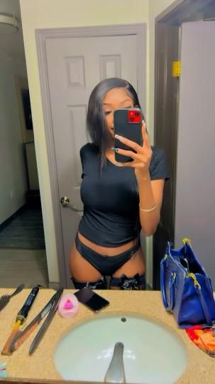 Escorts Santa Ana, California Petite Hot Ebony 💋Available now ✅  21 -