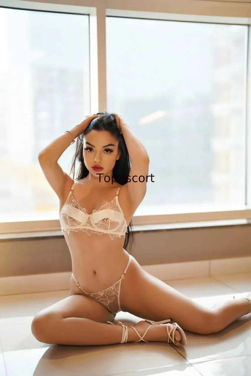 Escorts Bali, Indonesia Evelina
