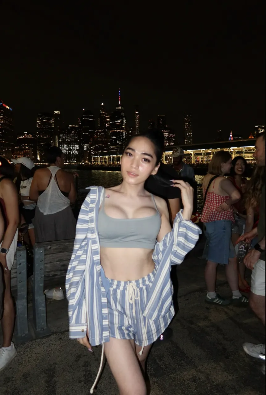 Escorts Queens, New York Violet18