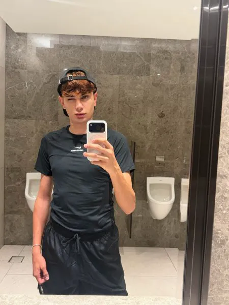 Escorts Dubai, United Arab Emirates HotboyArthur