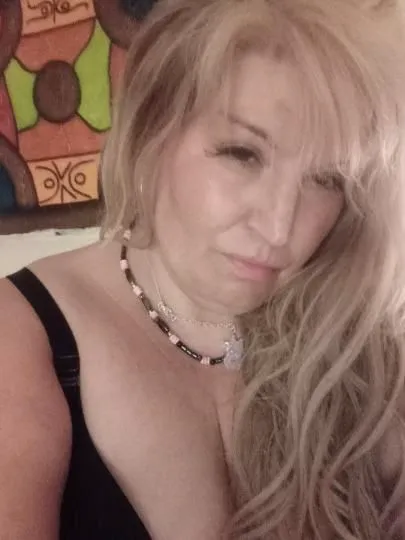 Escorts Edmonton, Alberta Lala
