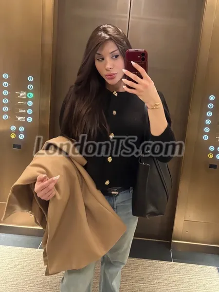 Escorts London, England Ariana XL