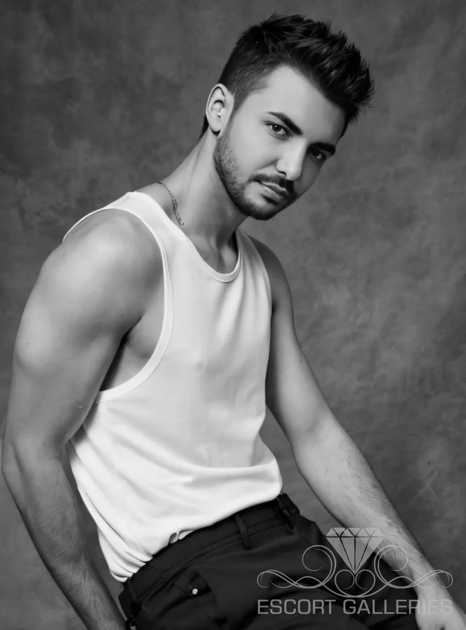 Escorts Amsterdam, Netherlands Amsterdam male escort