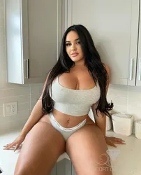 Escorts Alexandria, Egypt Jamal