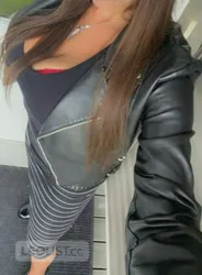 Escorts Red Deer, Alberta Let’s play. I aim to please. Tight kitty