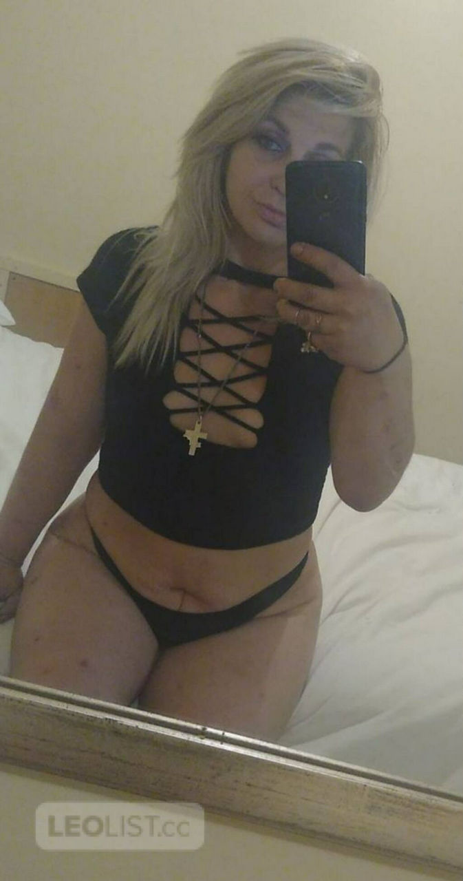 Escorts Windsor, Ontario Juicy jordynn ready to tease and happy to please!