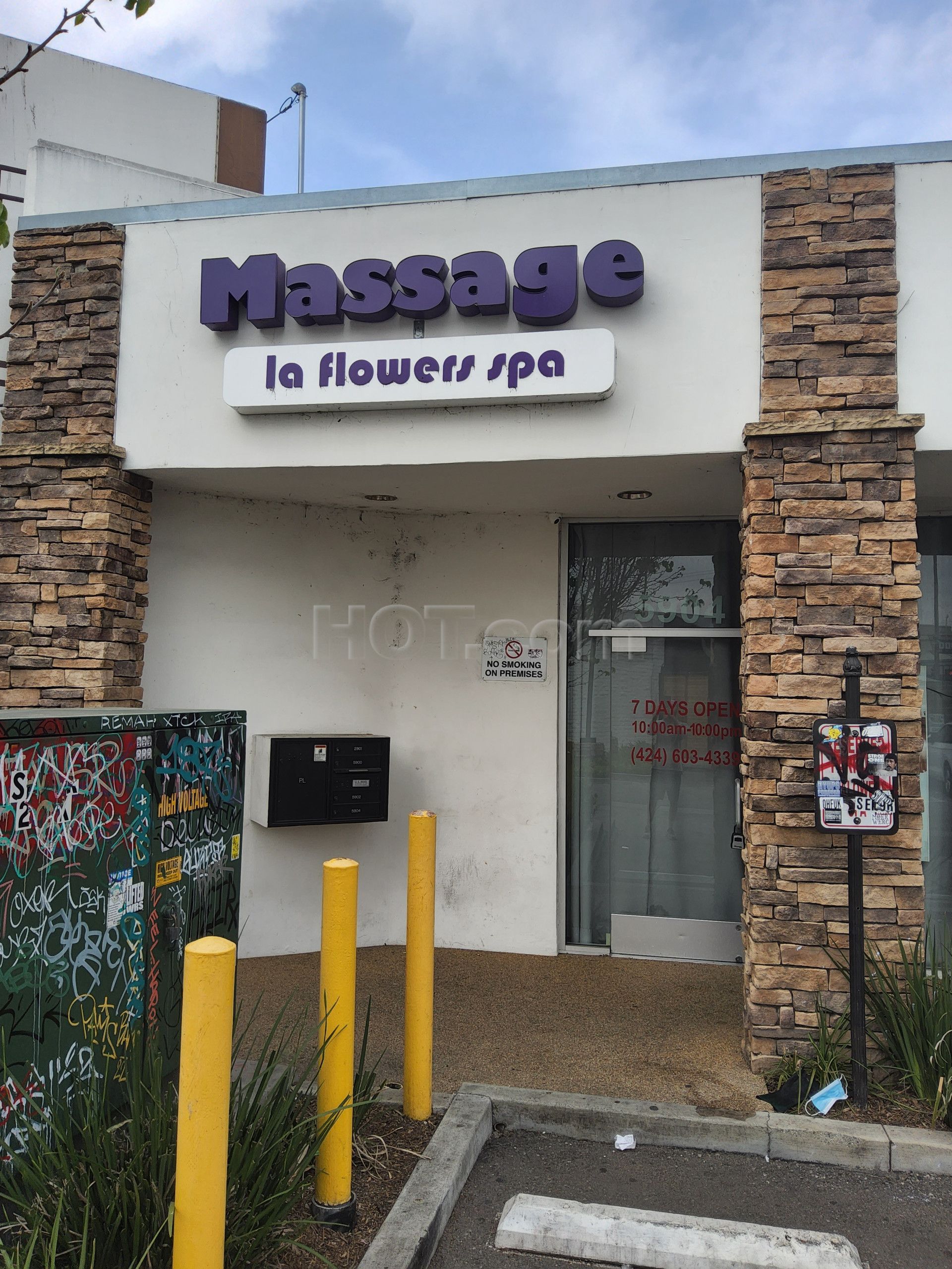 Culver City, California La Flowers Spa