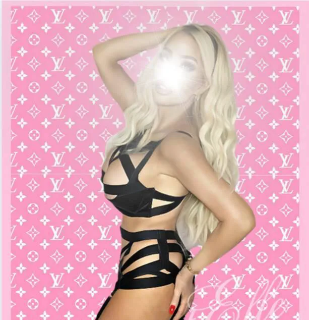 Escorts Thunder Bay, Ontario IN/OUT/ONLINE