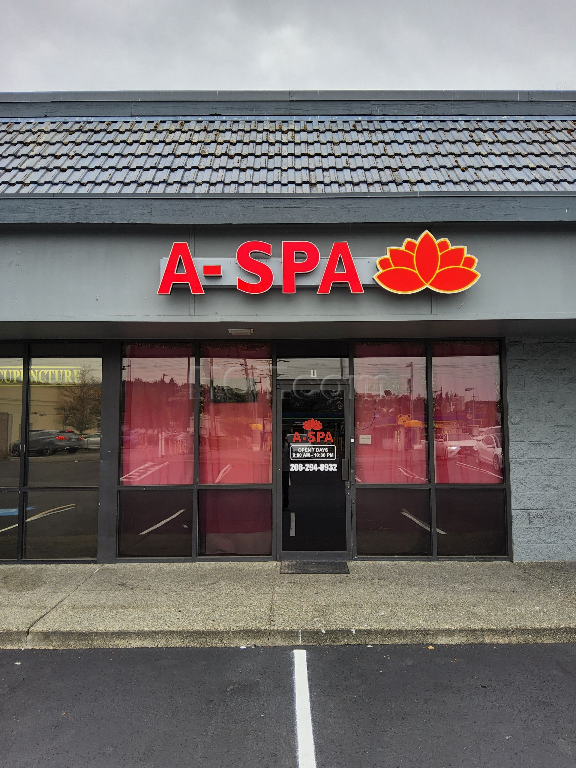 Renton, Washington A-Spa